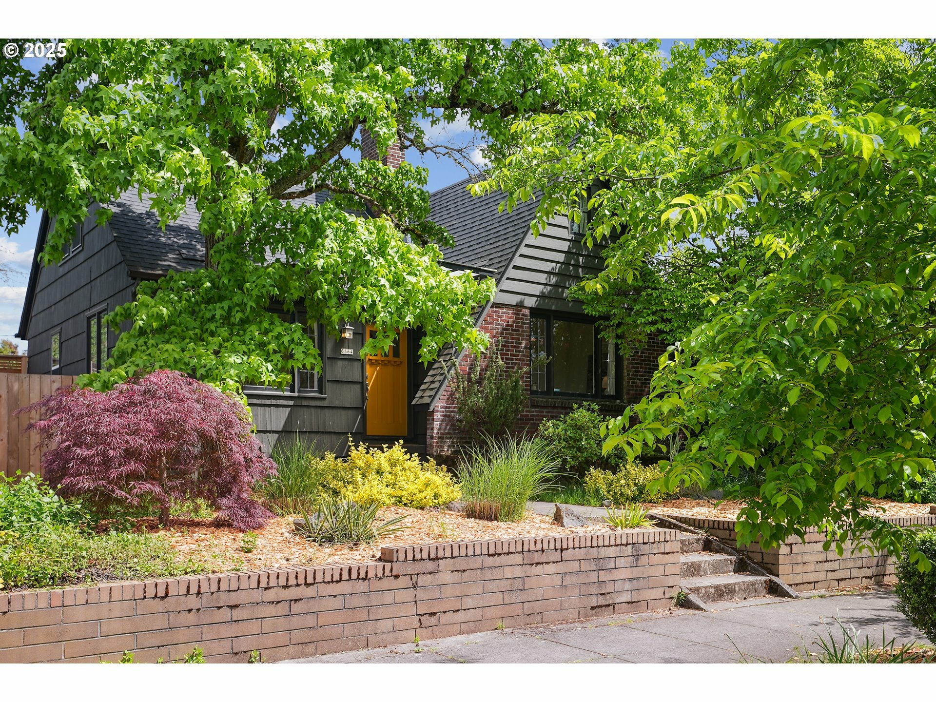 6364 NE Cleveland Ave  Portland OR 97211 photo