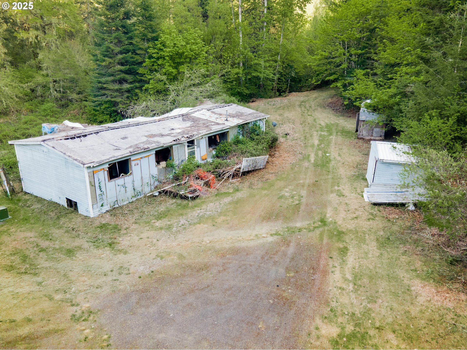 30606 Butterfly Ln  Eugene OR 97405 photo