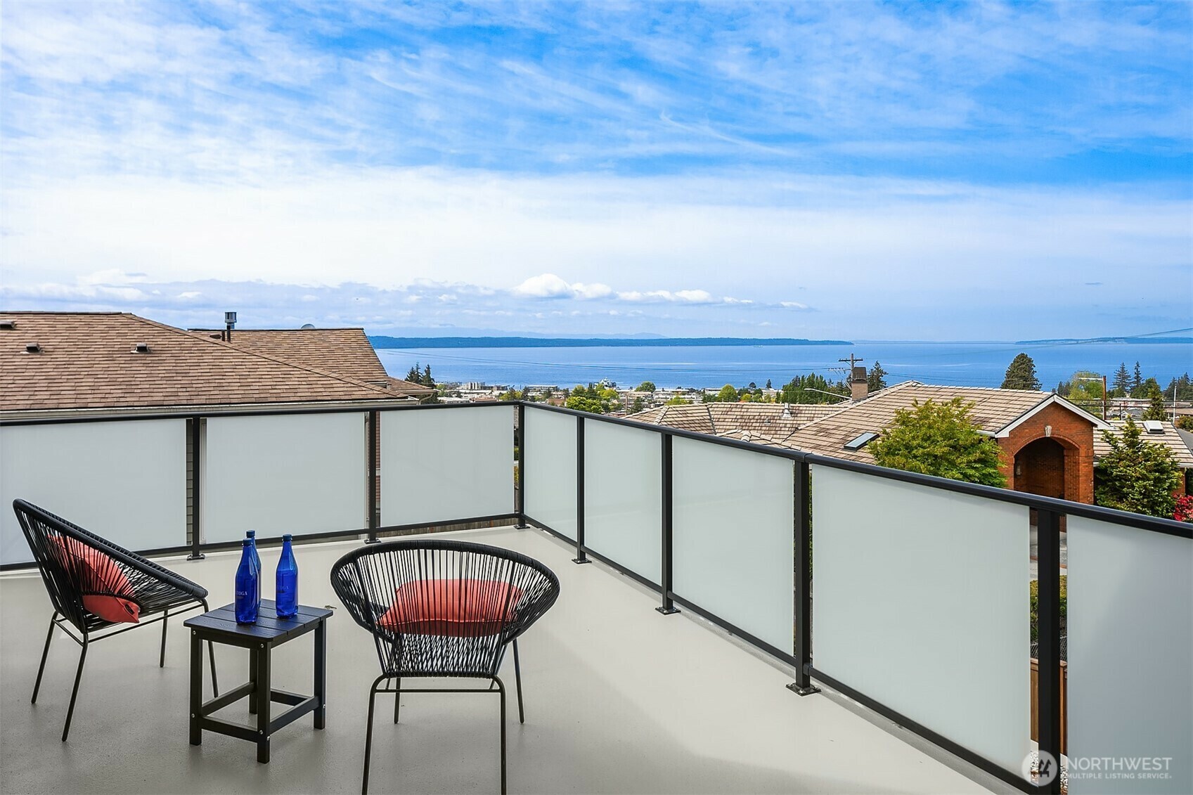 Property Photo: 919 Cedar Street WA 98020