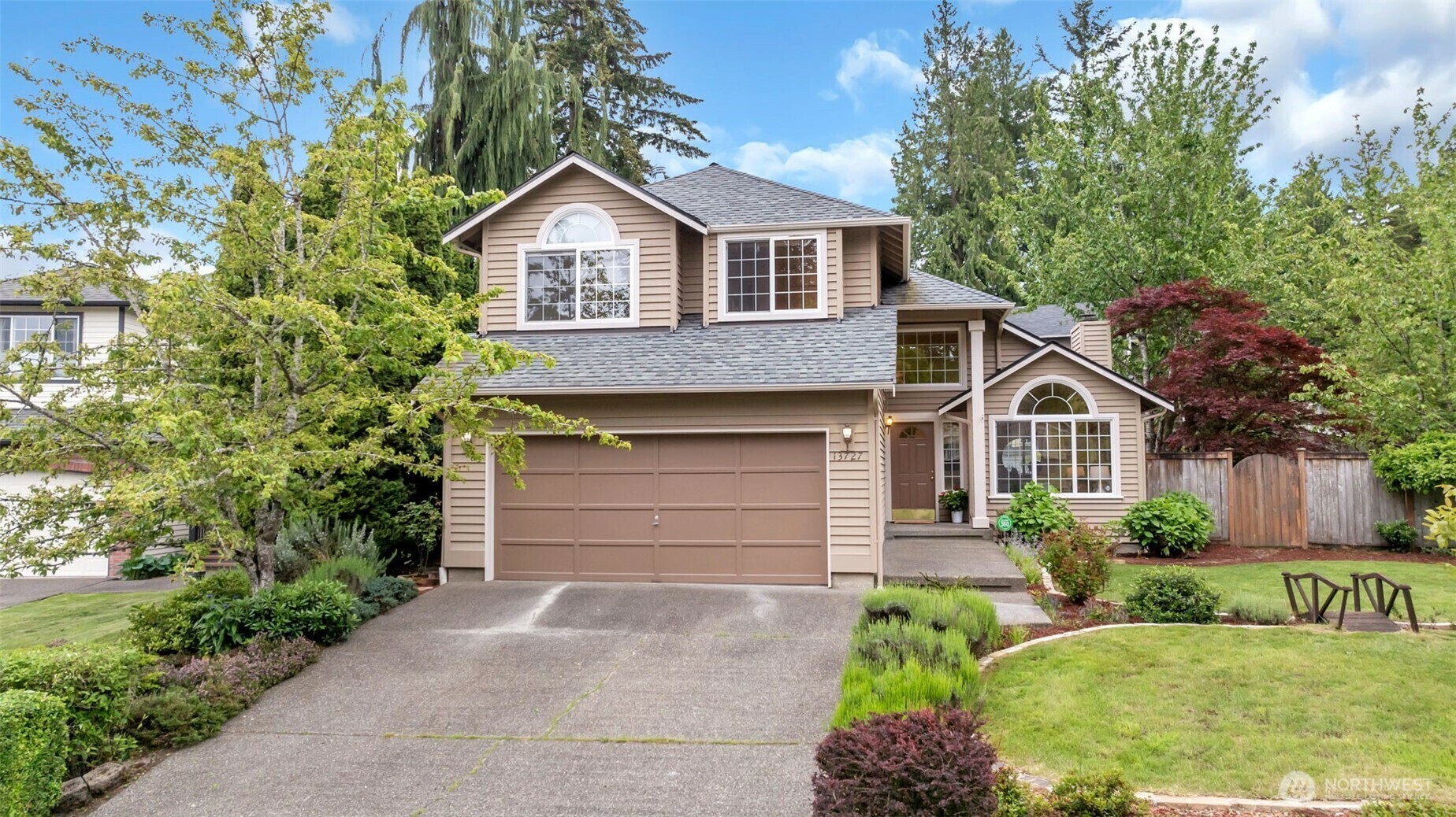 13727 NE 93rd Court  Redmond WA 98052 photo