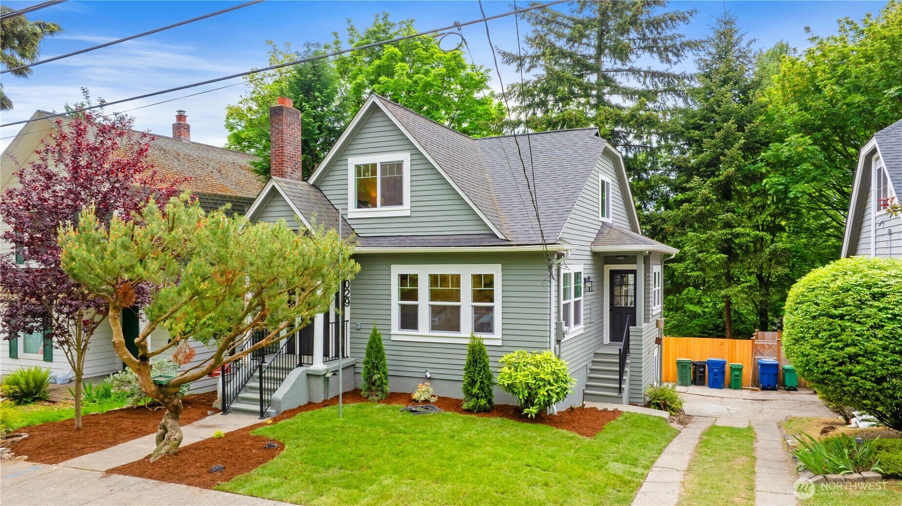 7029  16th Avenue NE  Seattle WA 98115 photo