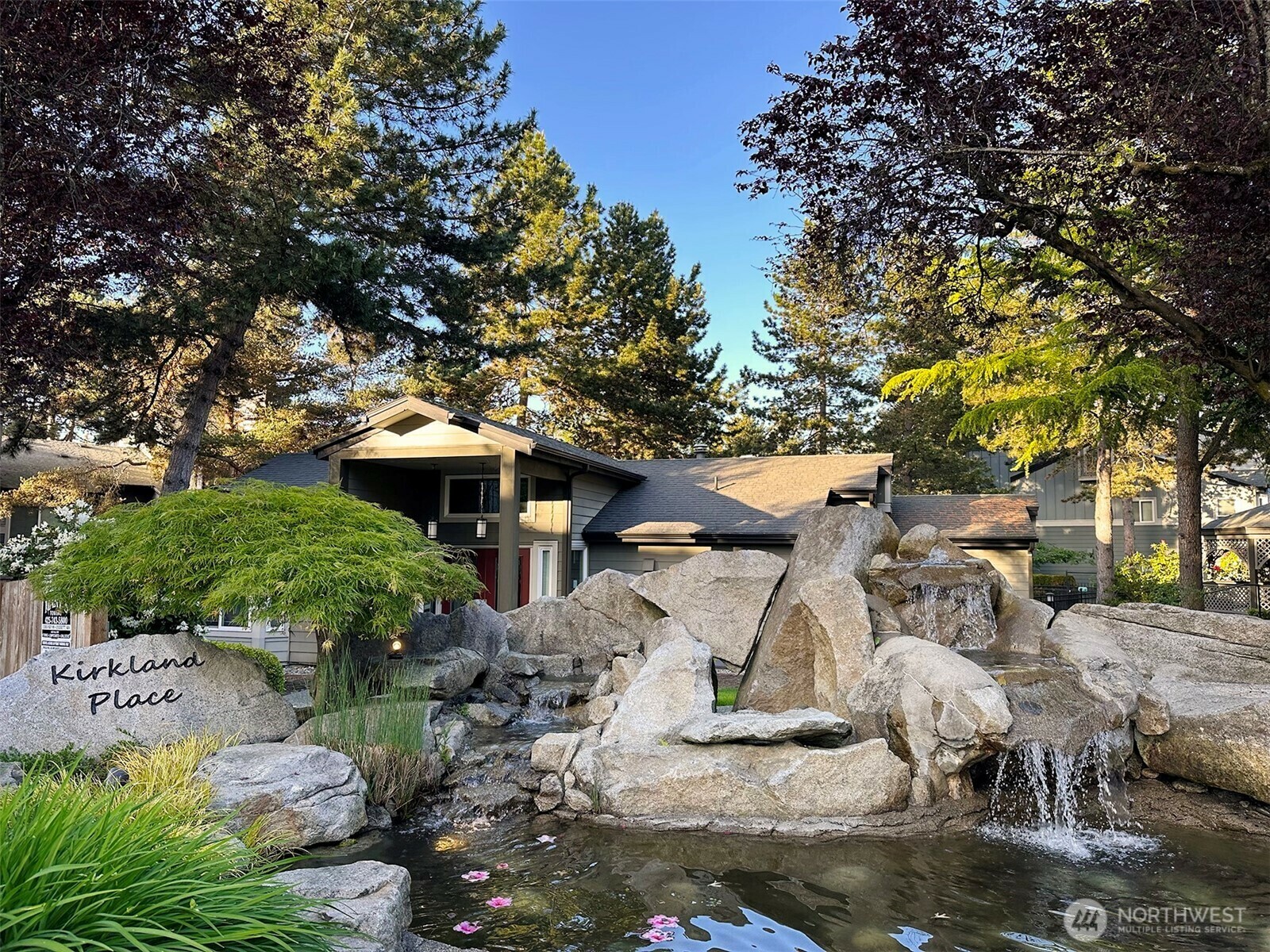 Property Photo:  11103 NE 124th Lane E117  WA 98034 
