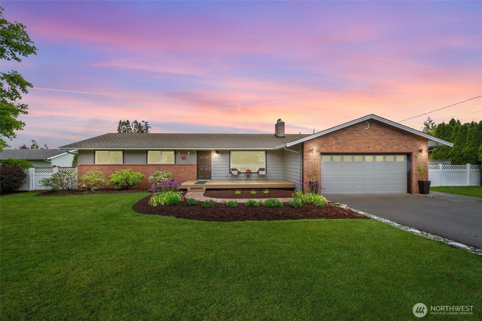 Property Photo:  3716  Silver Beach Avenue  WA 98226 