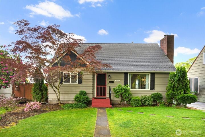 Property Photo:  1409  22nd Avenue  WA 98632 