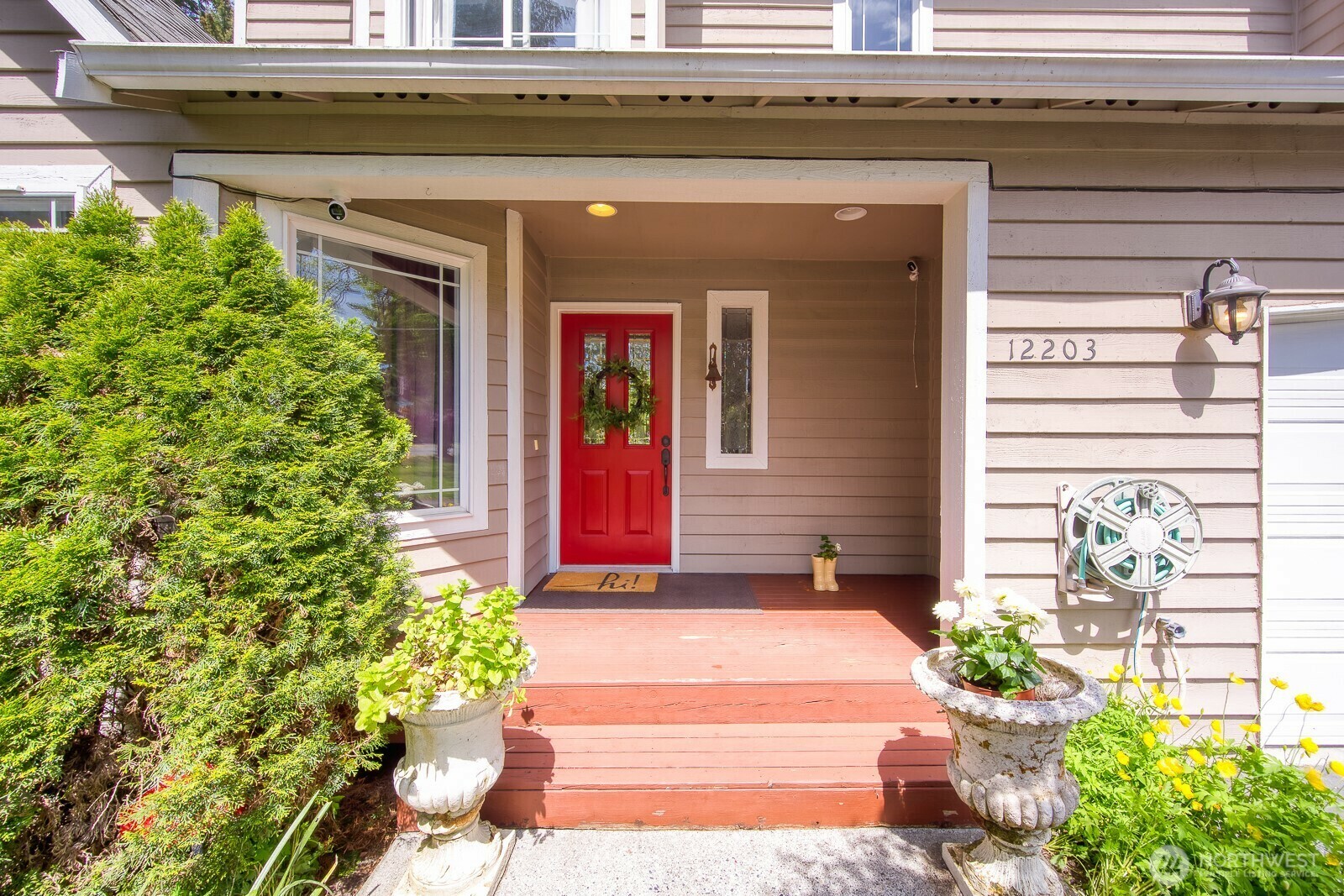 Property Photo: 12203 Densmore Avenue N WA 98133