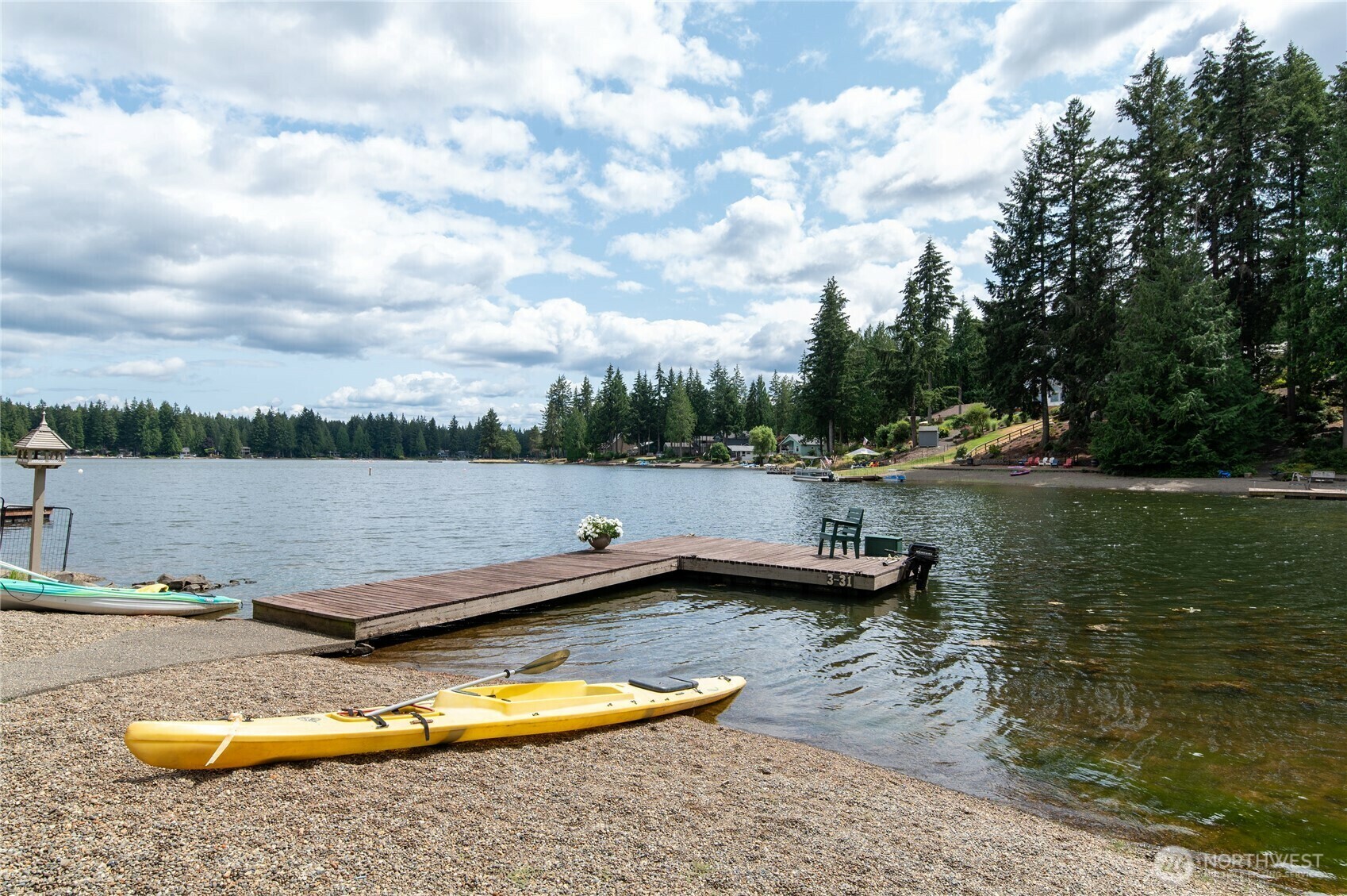 Property Photo: 130 E Way To Tipperary Street WA 98584