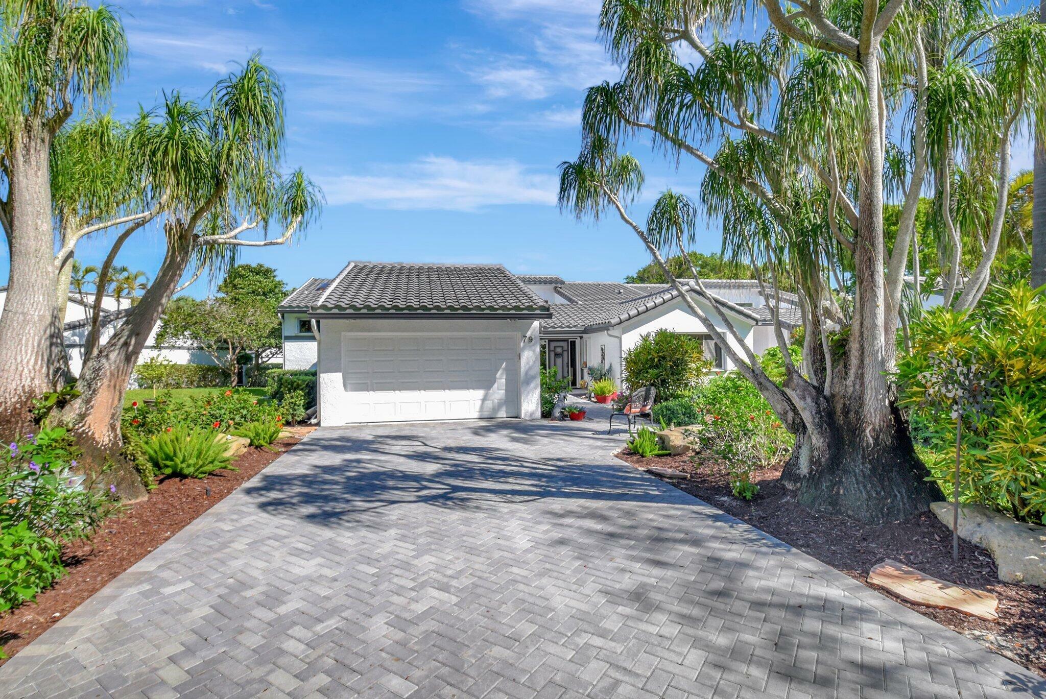 Property Photo:  79 Hampshire Lane  FL 33436 