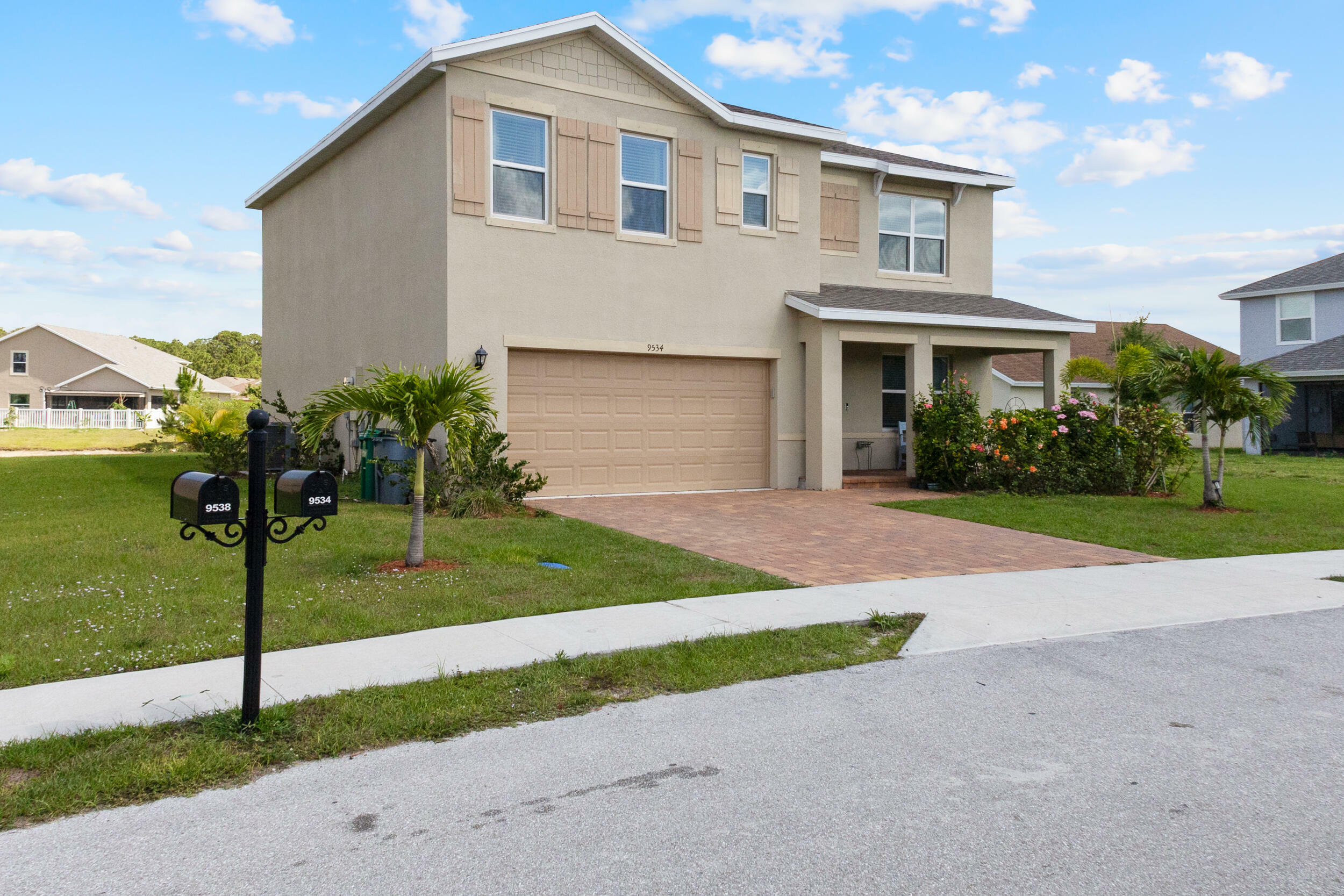 Property Photo: 9534 Seaspray Dr Drive FL 34945