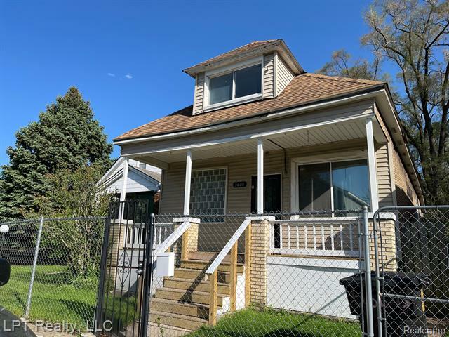 Property Photo: 5606 Harold Street MI 48212