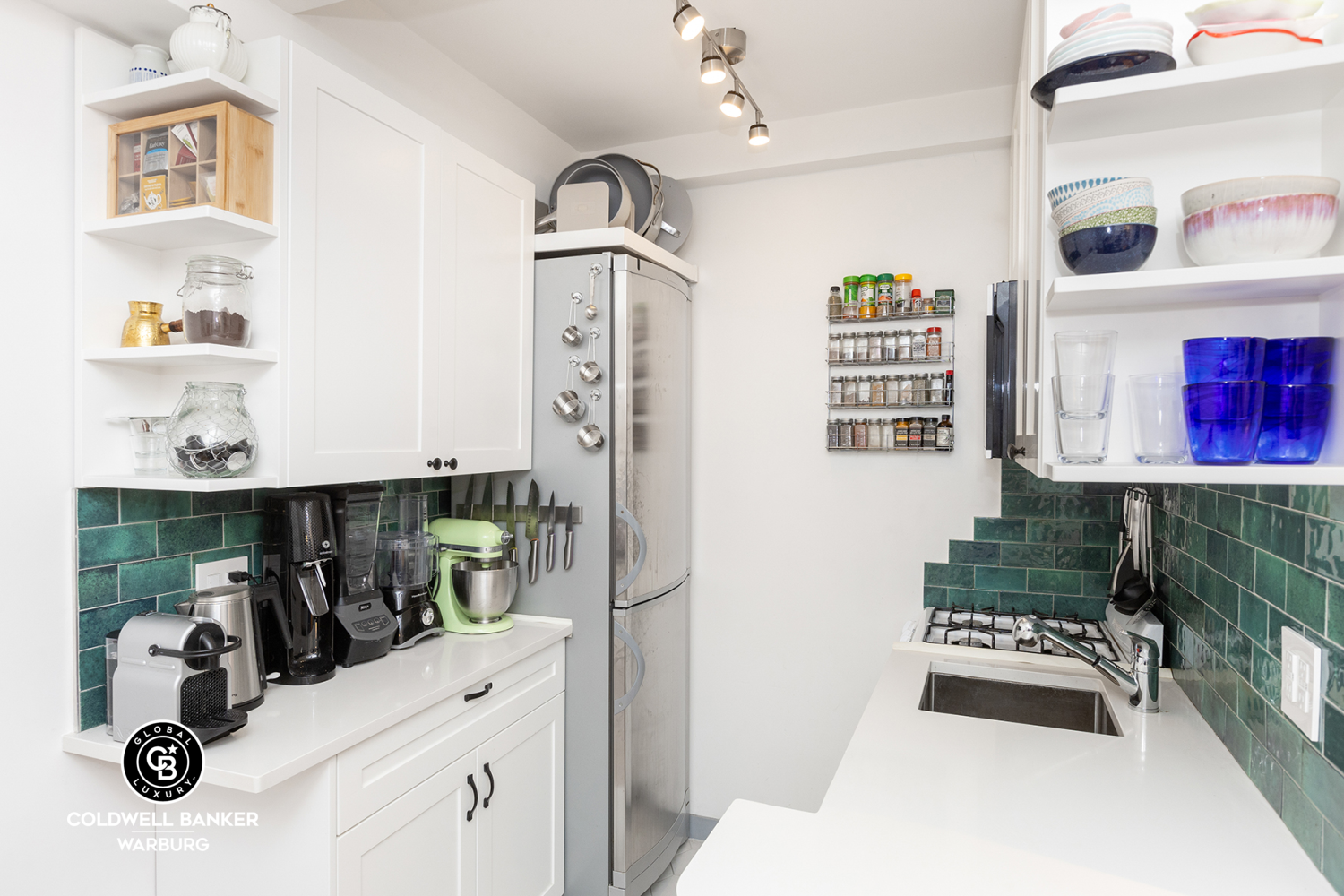 Property Photo: 226 E 12th Street 1F NY 10003