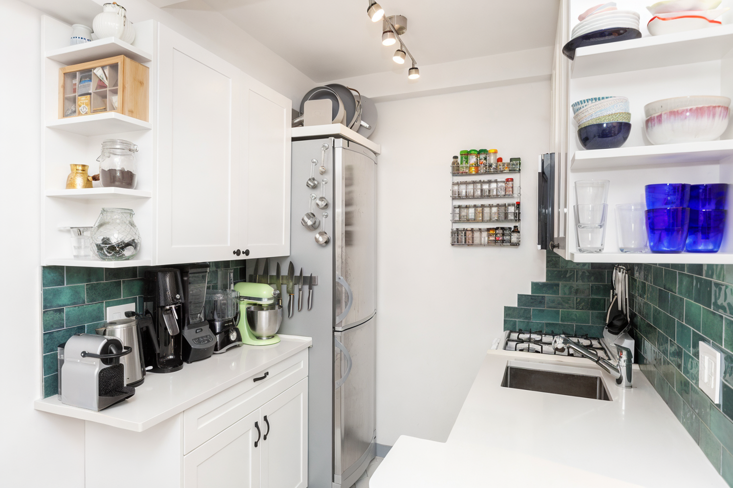 Property Photo: 226 E 12th Street 1F NY 10003