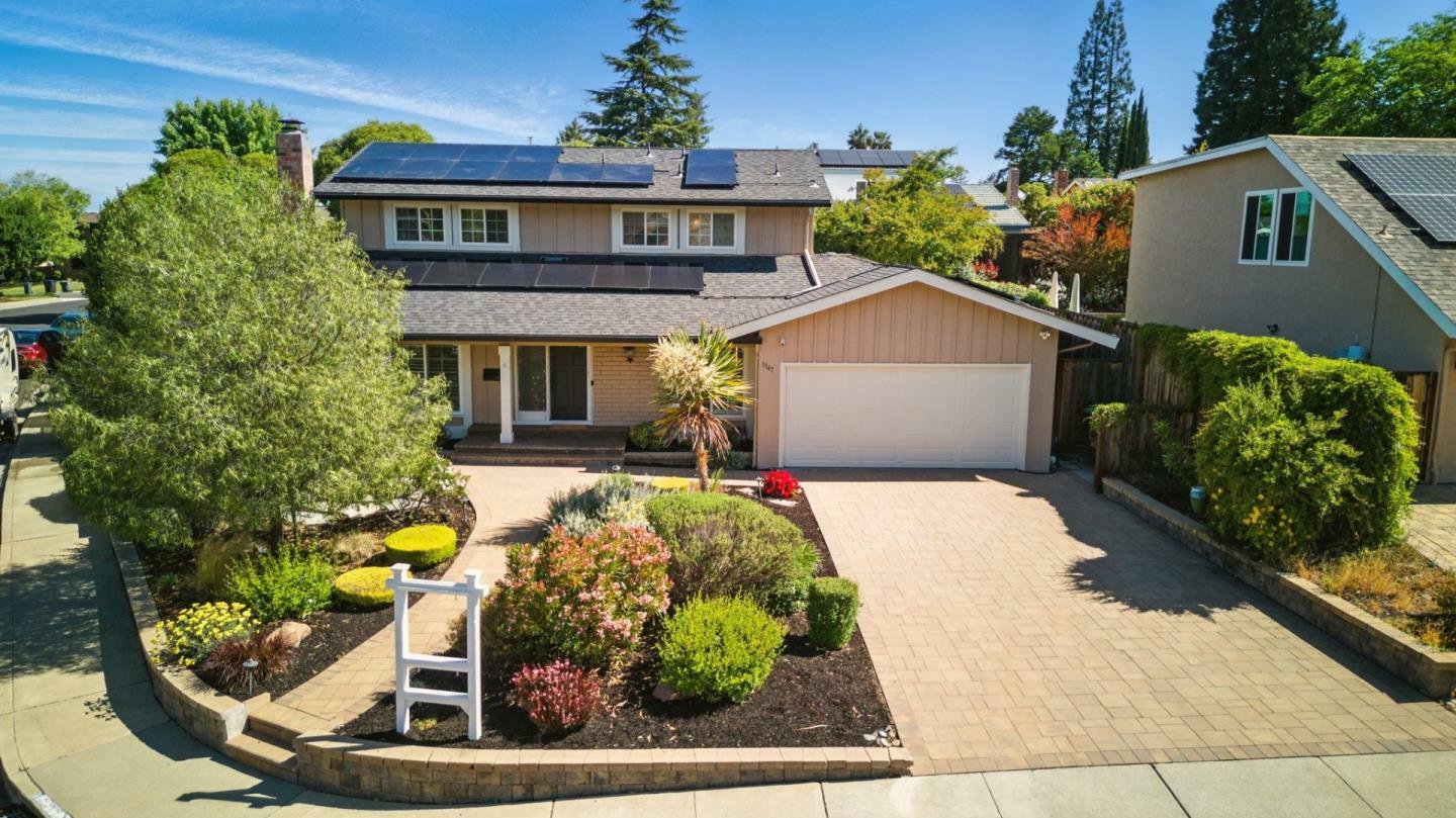 Property Photo: 1347 Vintner Way CA 94566