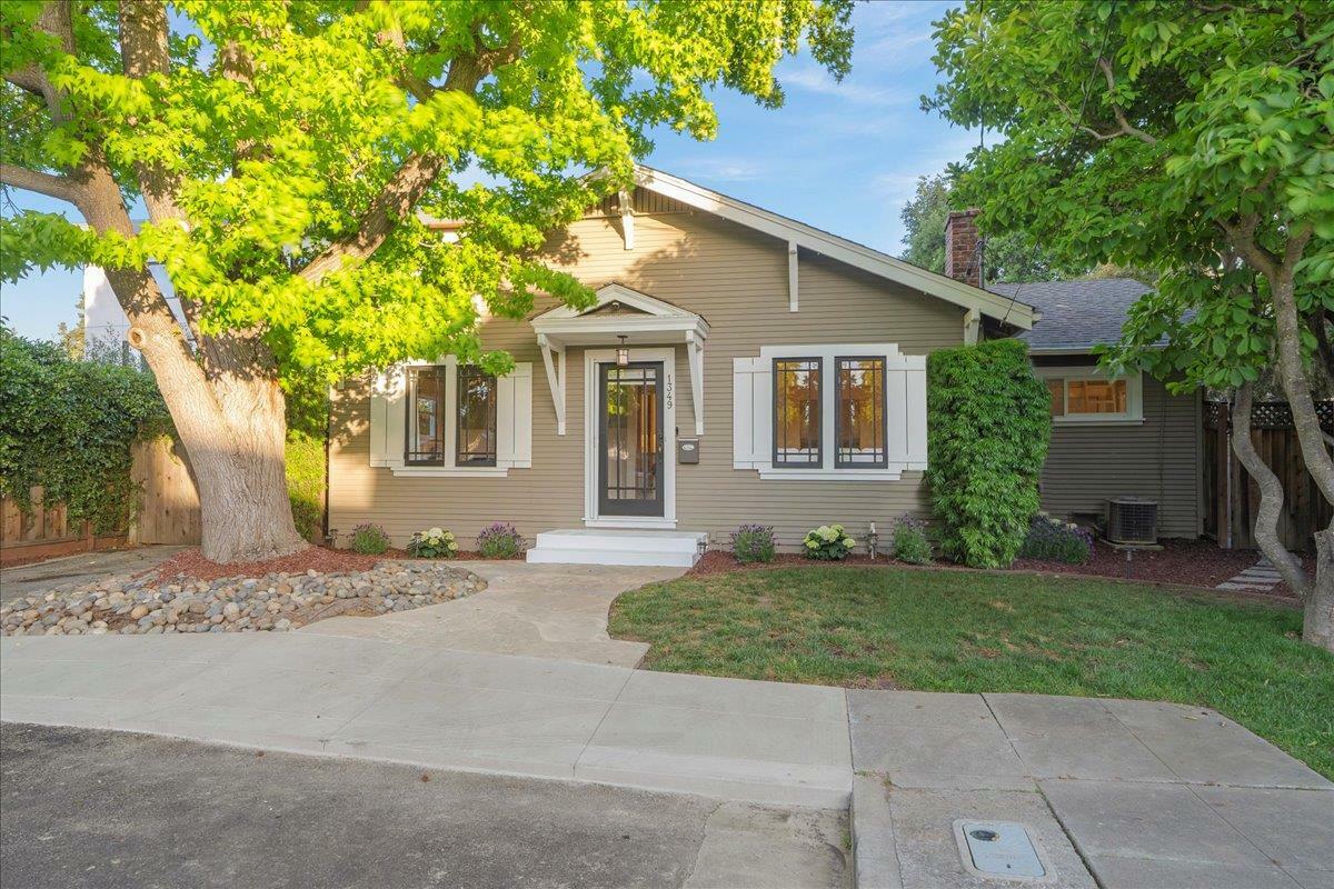 Property Photo: 1349 Iris Court CA 95125