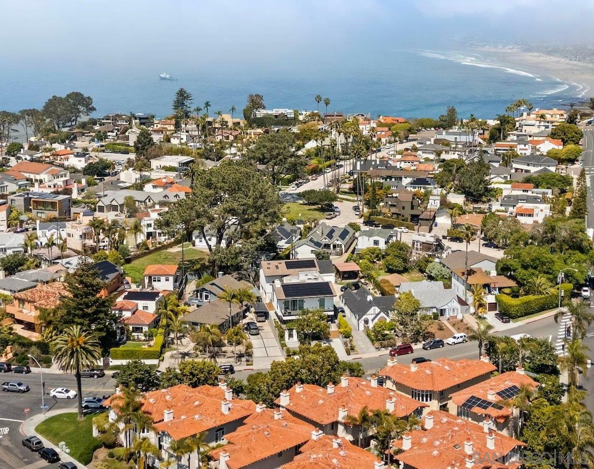 7715 Ivanhoe Ave  La Jolla CA 92037 photo