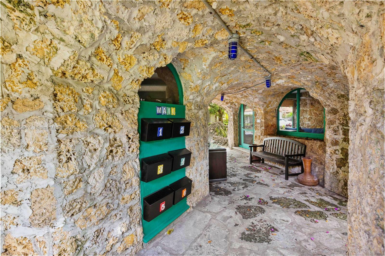Property Photo: 1301 Milan Ave 4 FL 33134