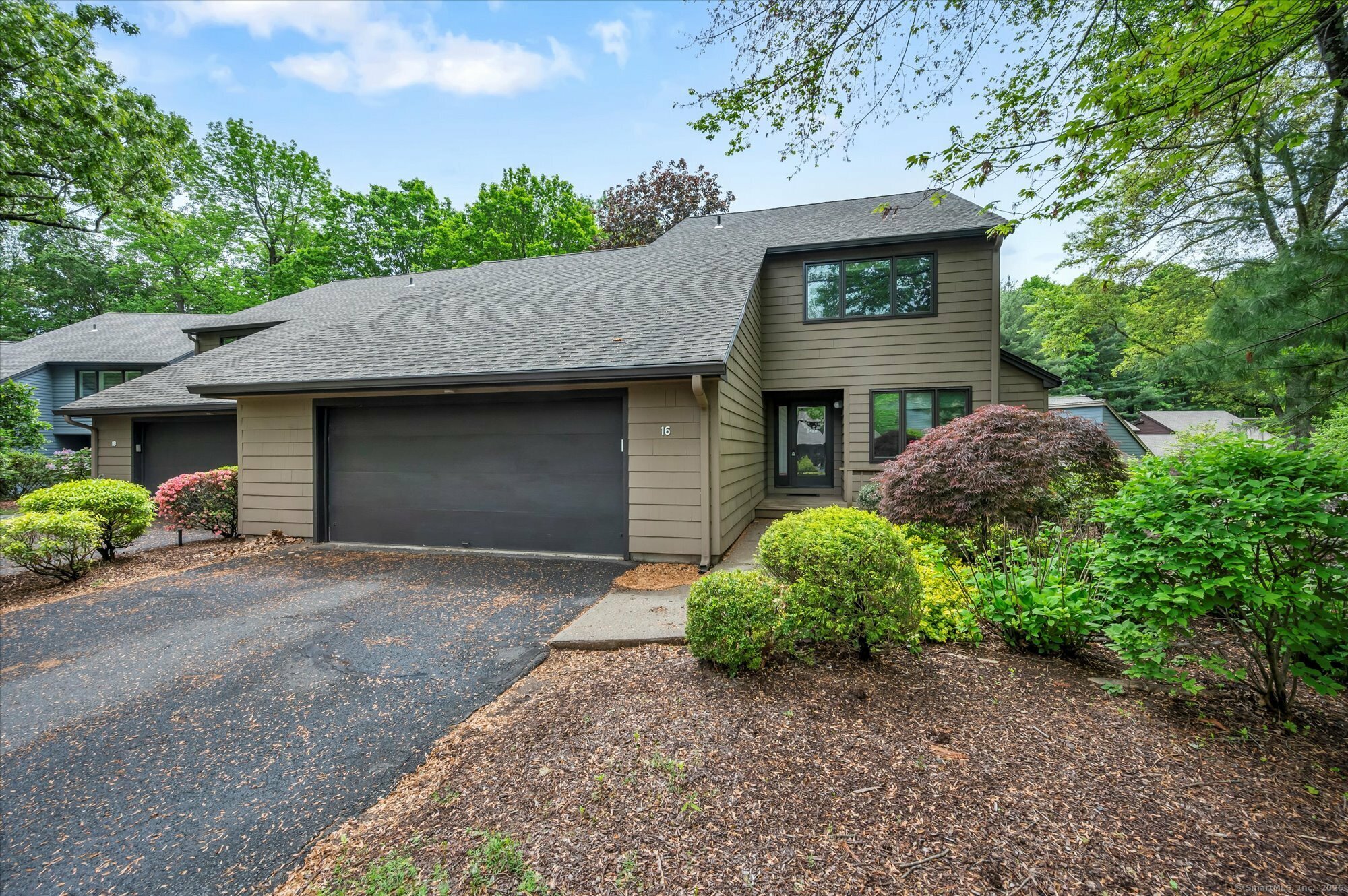 Property Photo: 16 Ironwood Road 16 CT 06117