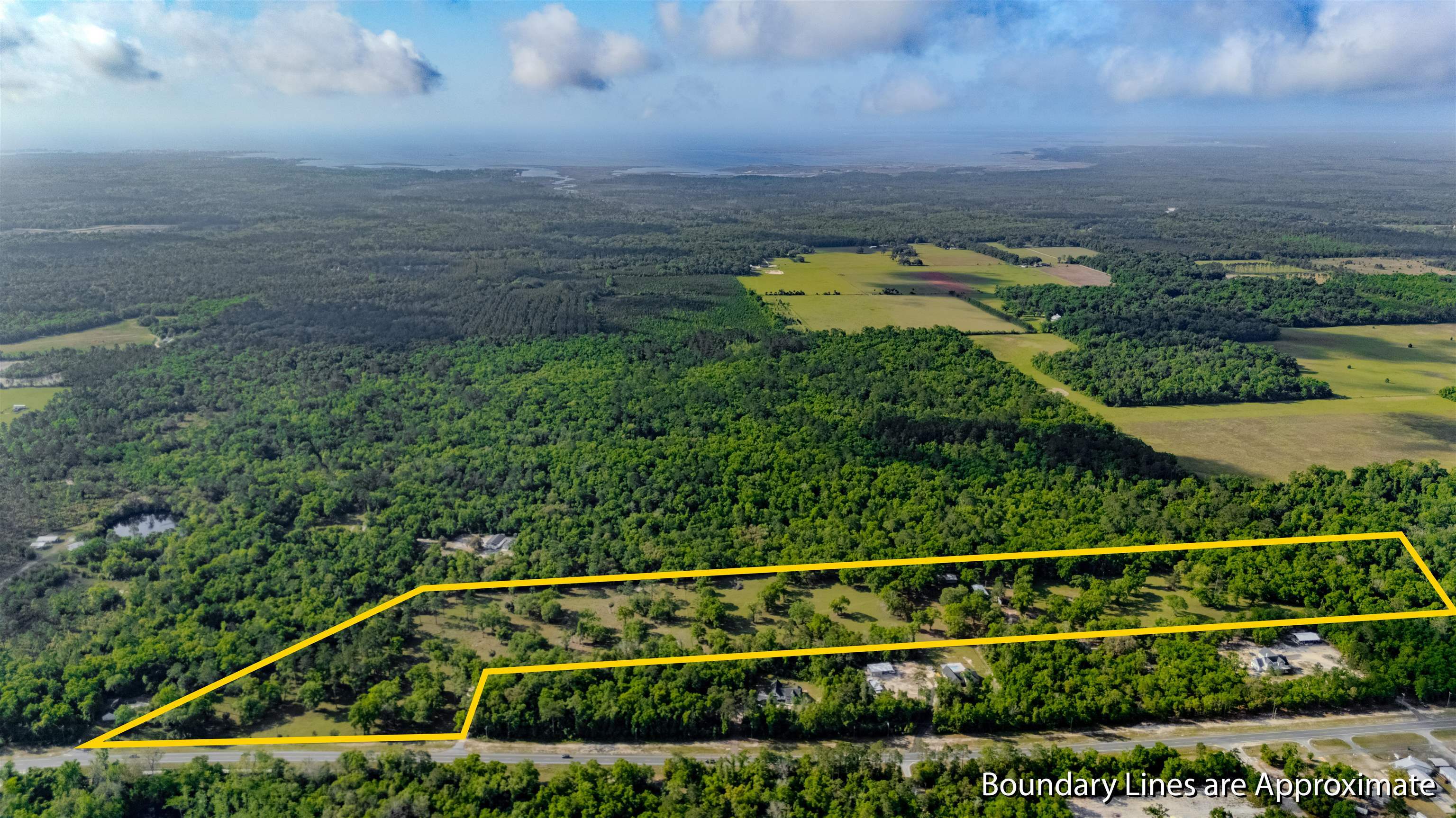 Property Photo: 4025 Coastal Highway FL 32327