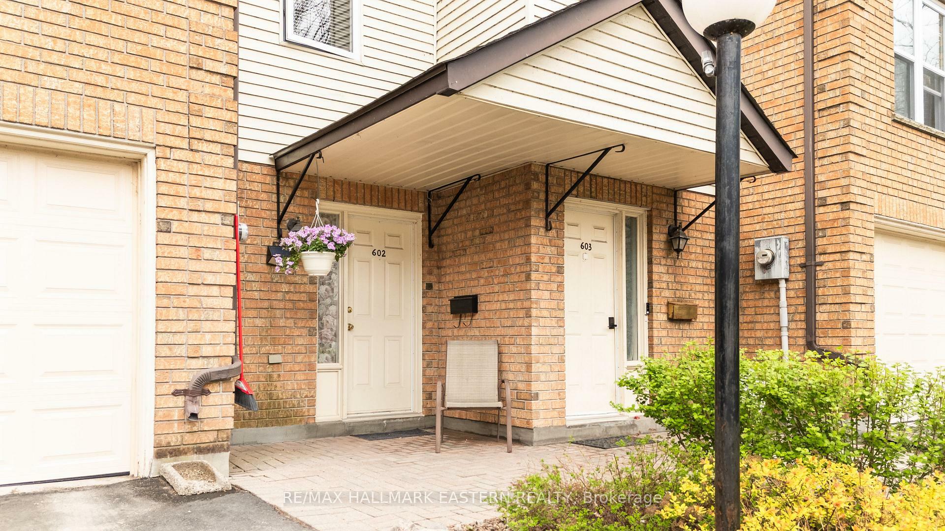 Property Photo: 2650 Marsdale Drive 602 ON K9L 1Y2