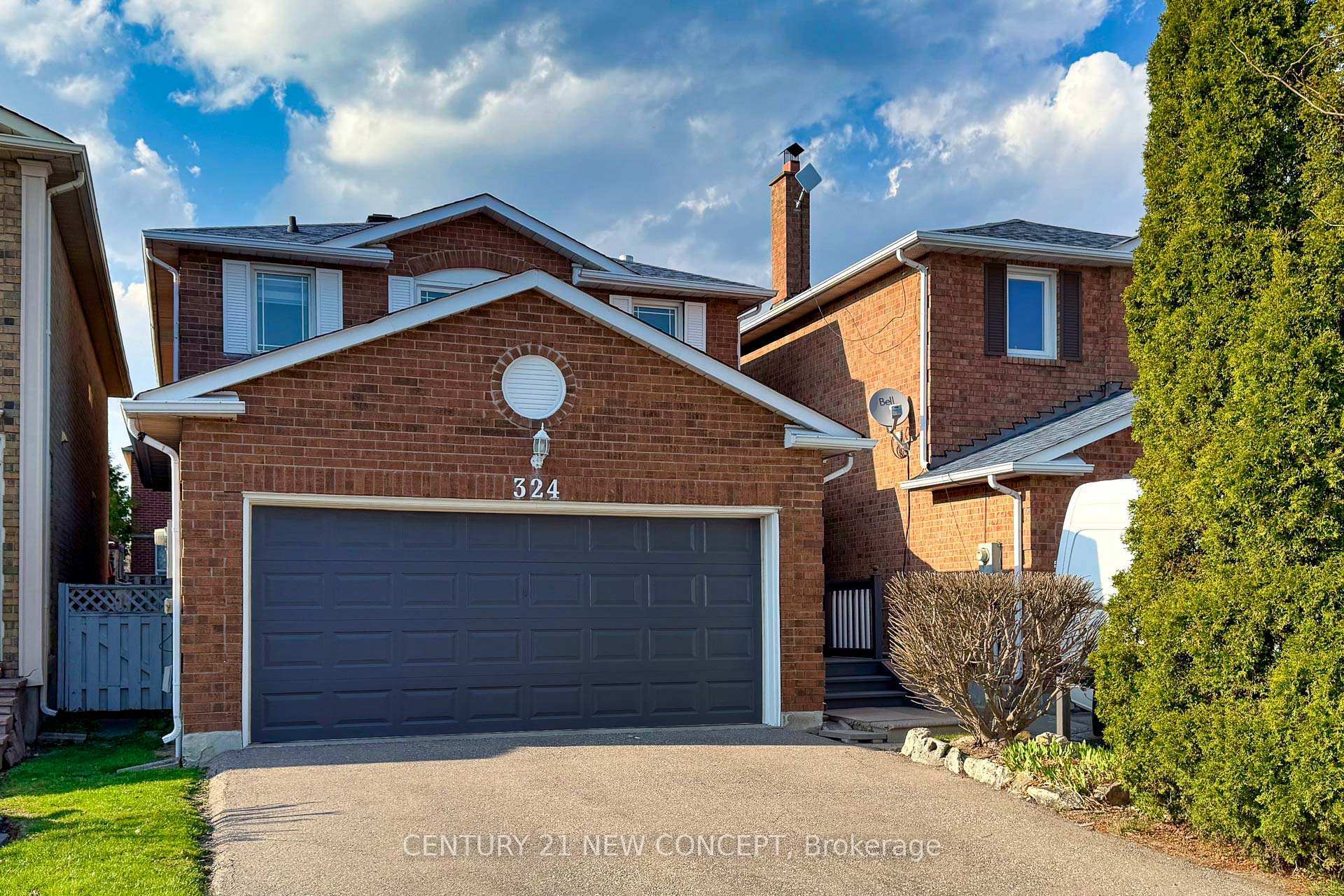 Photo de la propriété: 324 Conley Street ON L4J 2Z9