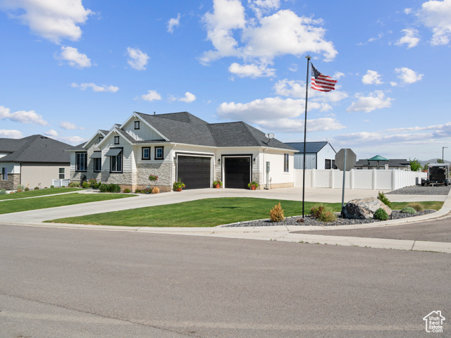 Property Photo: 318 W 700 S UT 84645