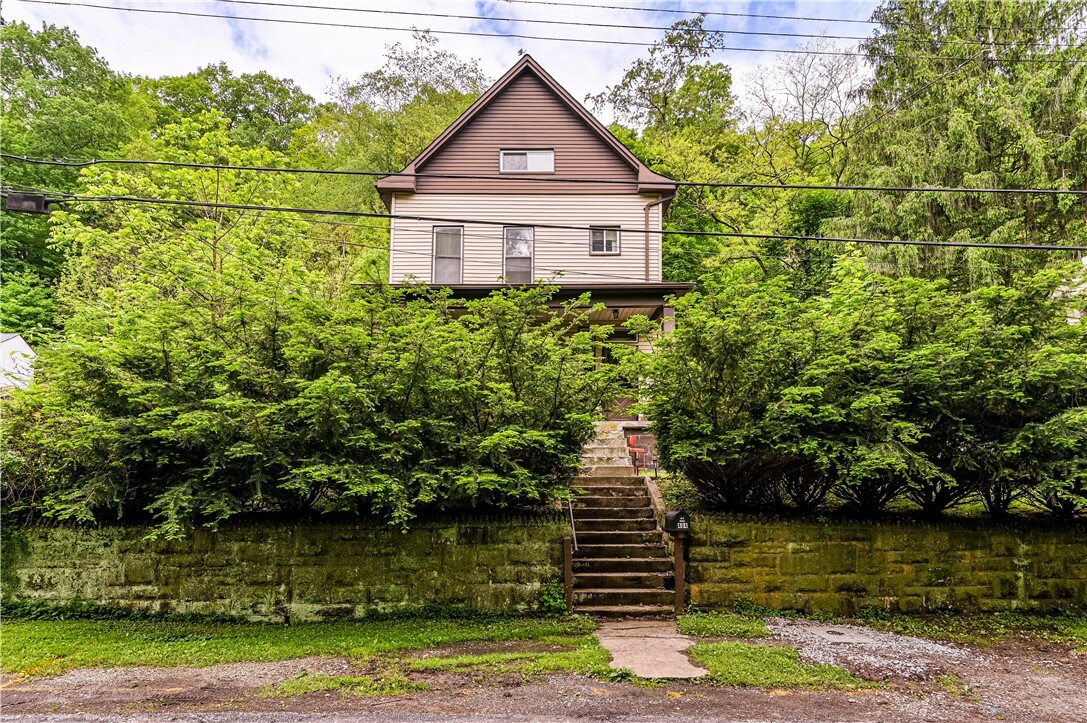 Property Photo: 404 Valley Avenue PA 15148