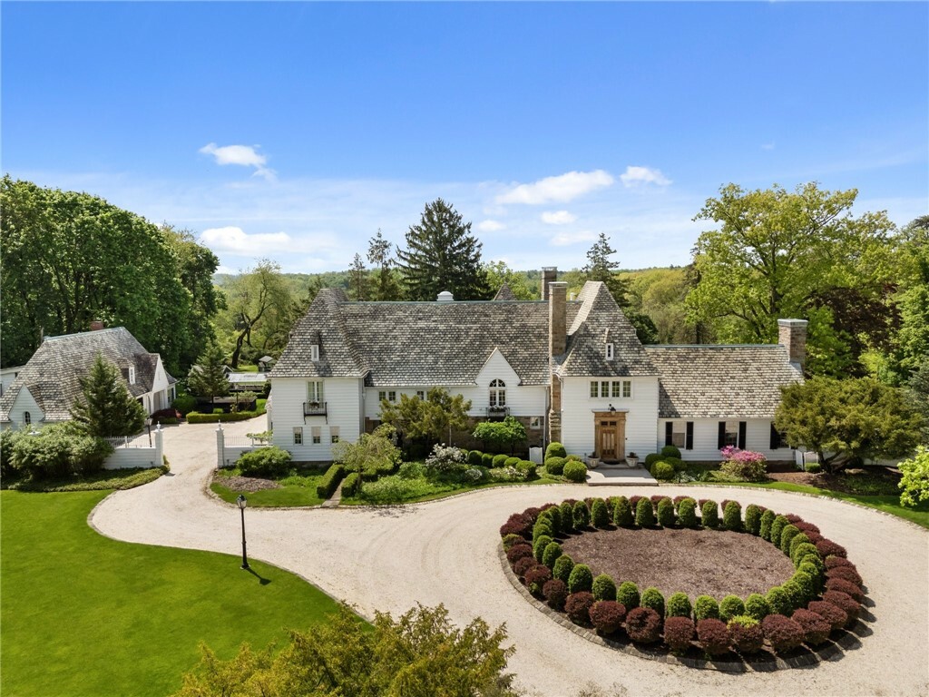Property Photo: 265 Scaife Rd PA 15143