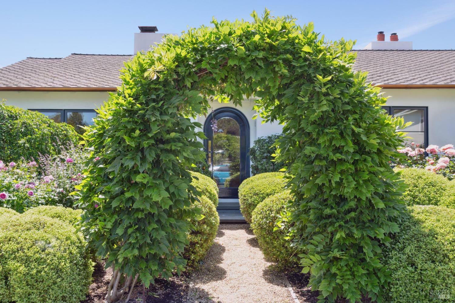 Property Photo: 549 Talbot Avenue CA 95405
