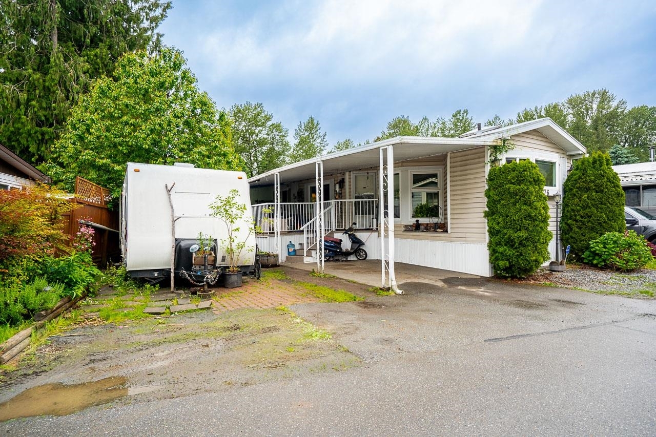Property Photo: 46484 Chilliwack Lake Road 76 BC V2R 3R7