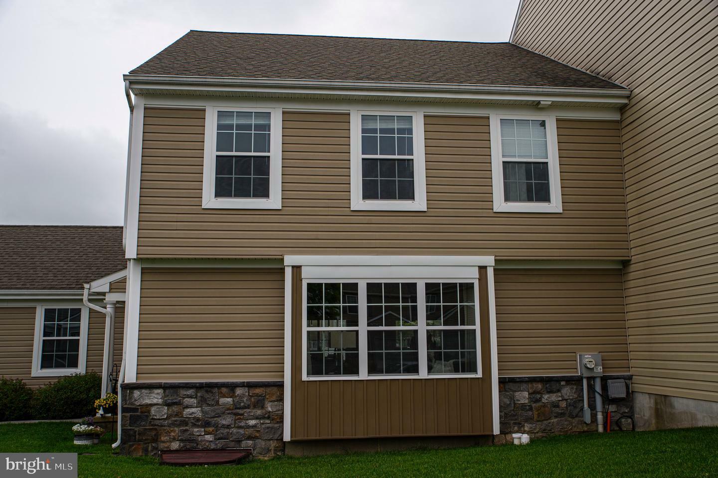 Property Photo:  320 Cedar Hollow  PA 17545 