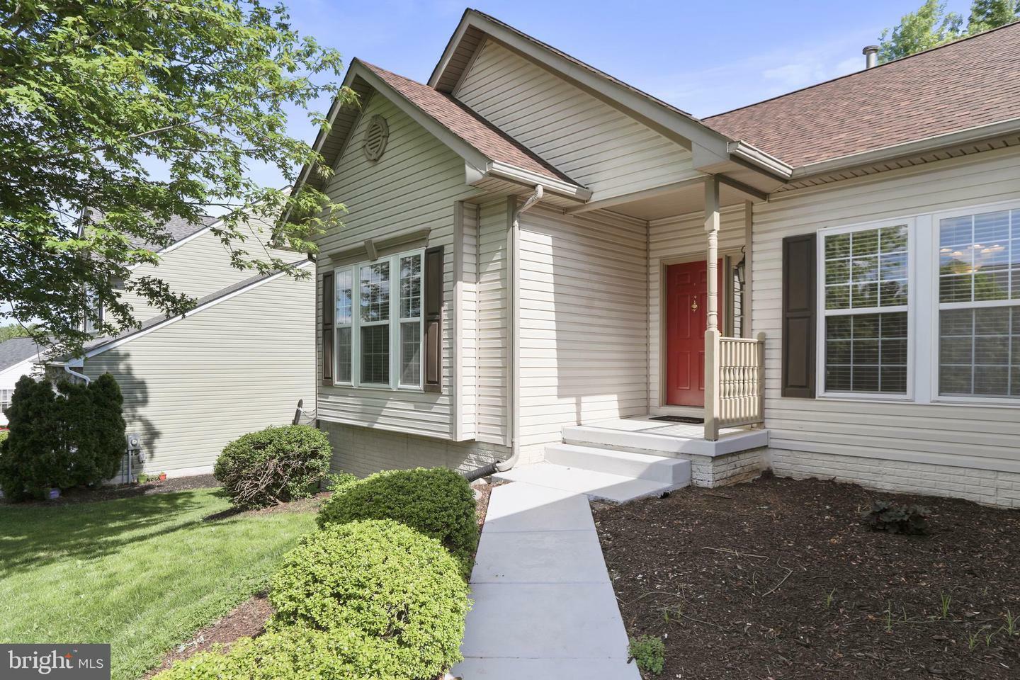Property Photo: 86 Lacosta Boulevard WV 25405