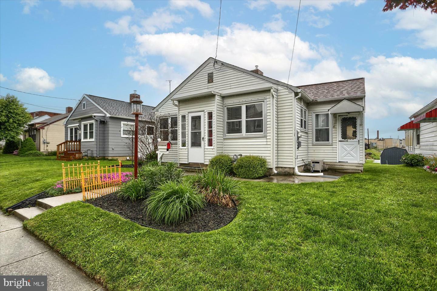 Property Photo:  510 High Street  PA 17331 