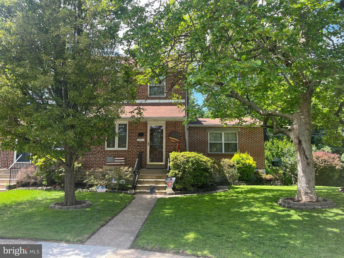 Property Photo: 514 Overlook Road PA 19128