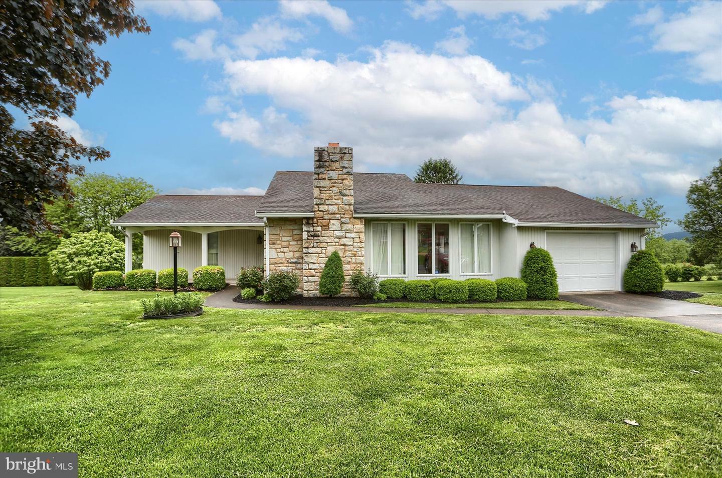 Property Photo: 438 N 4th Street PA 17032