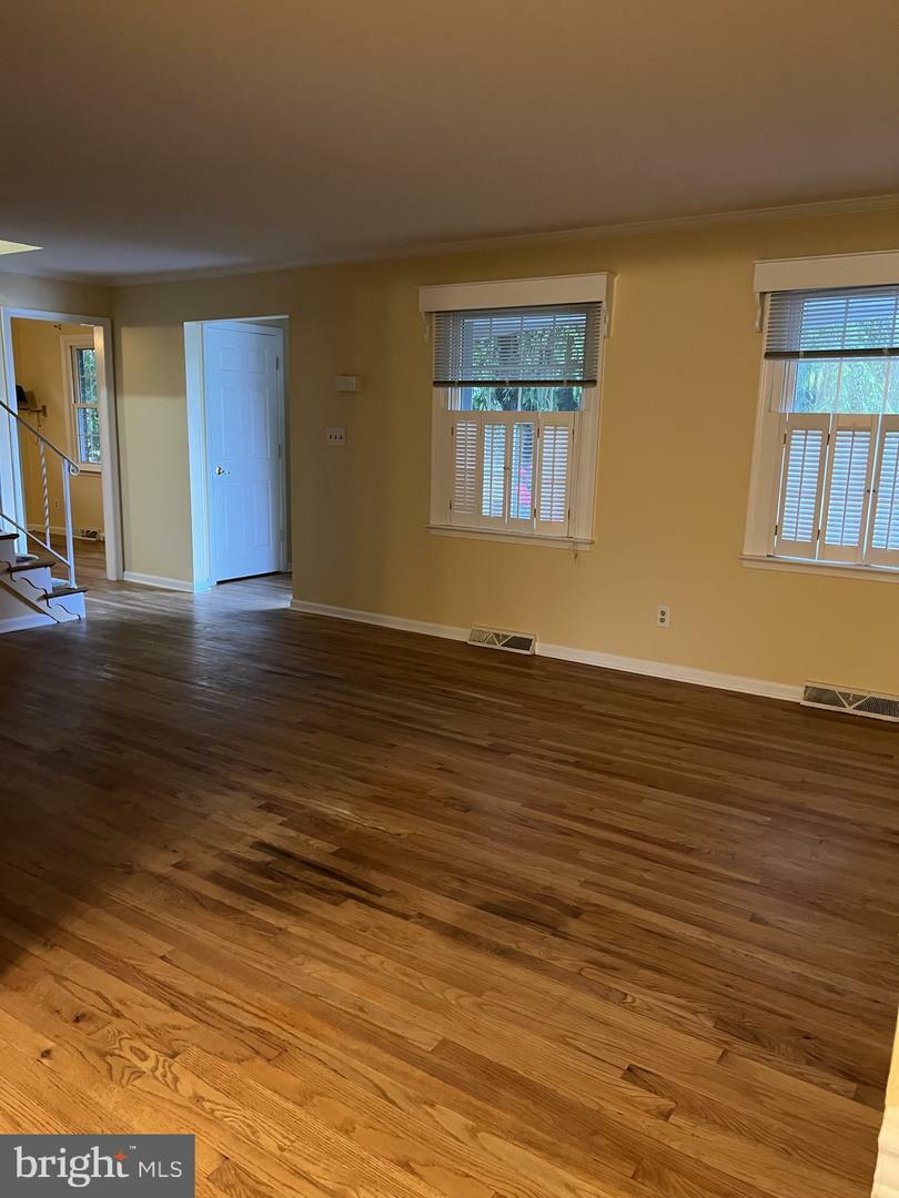 Property Photo:  104 Cedar Street  MD 21620 