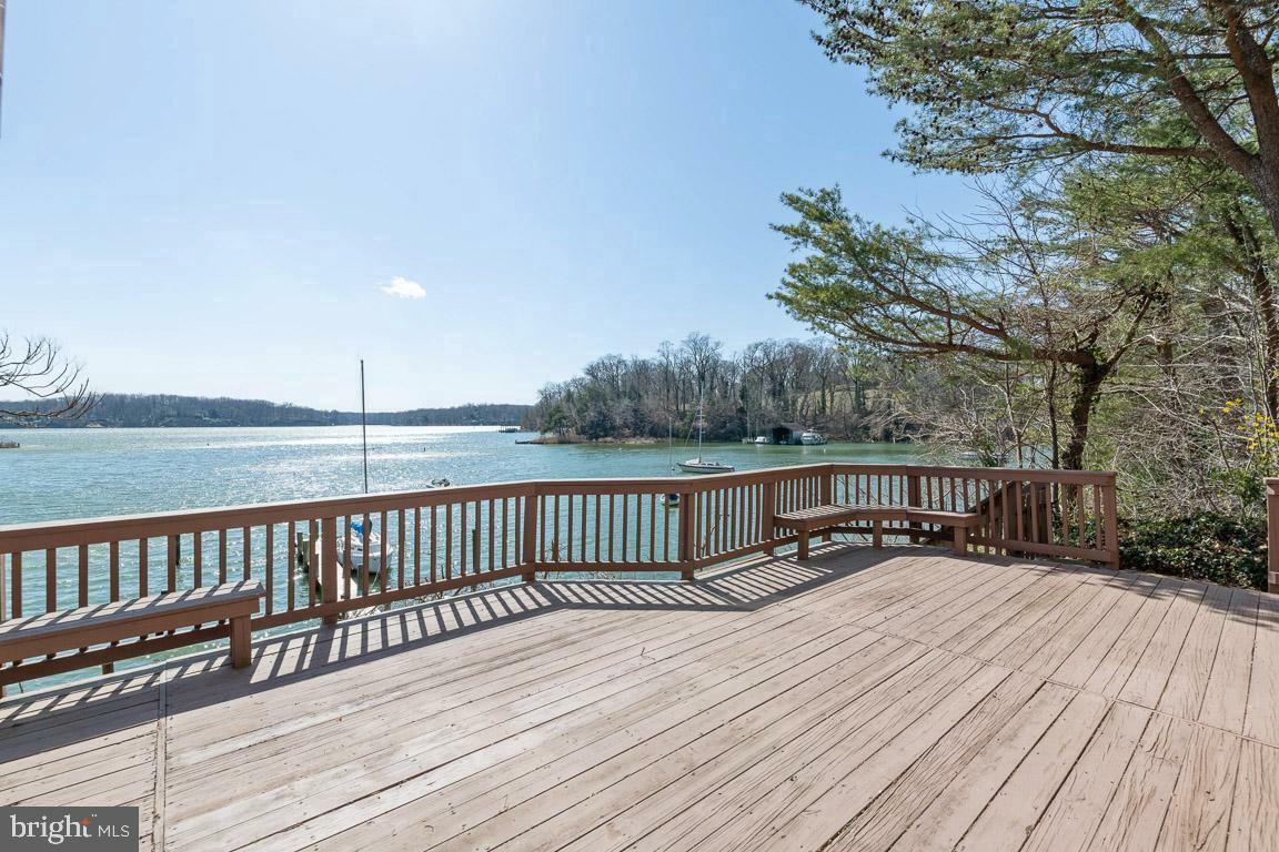 Property Photo: 186 Severn Way MD 21012
