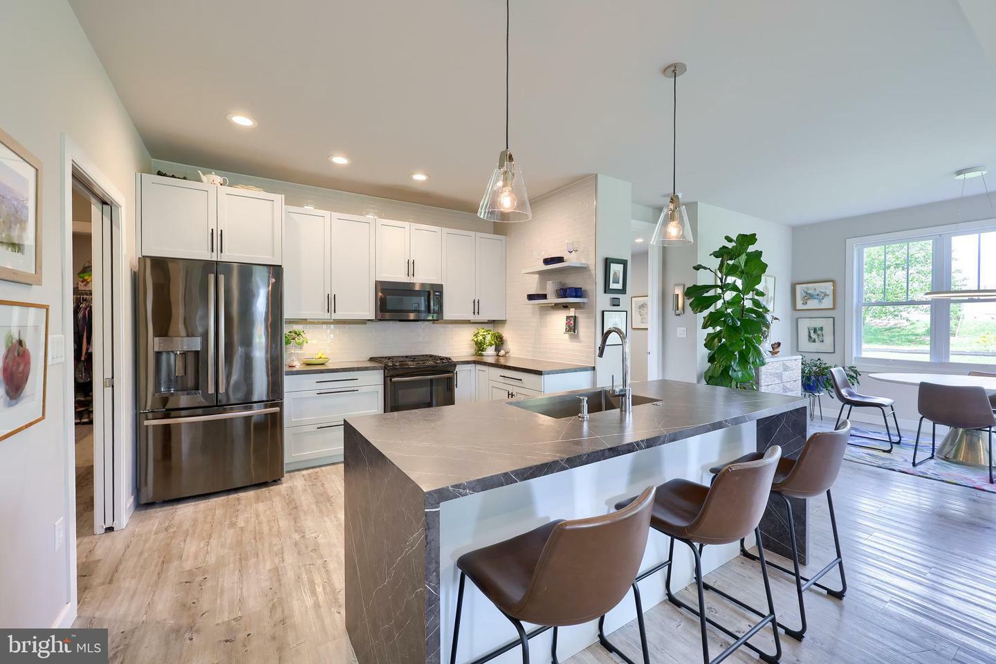 Property Photo: 1525 Fieldstone Drive PA 17552