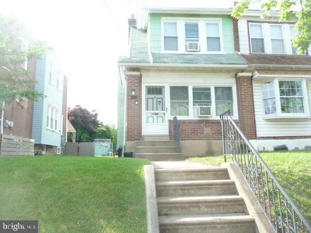 7530 Lawndale Avenue  Philadelphia PA 19111 photo