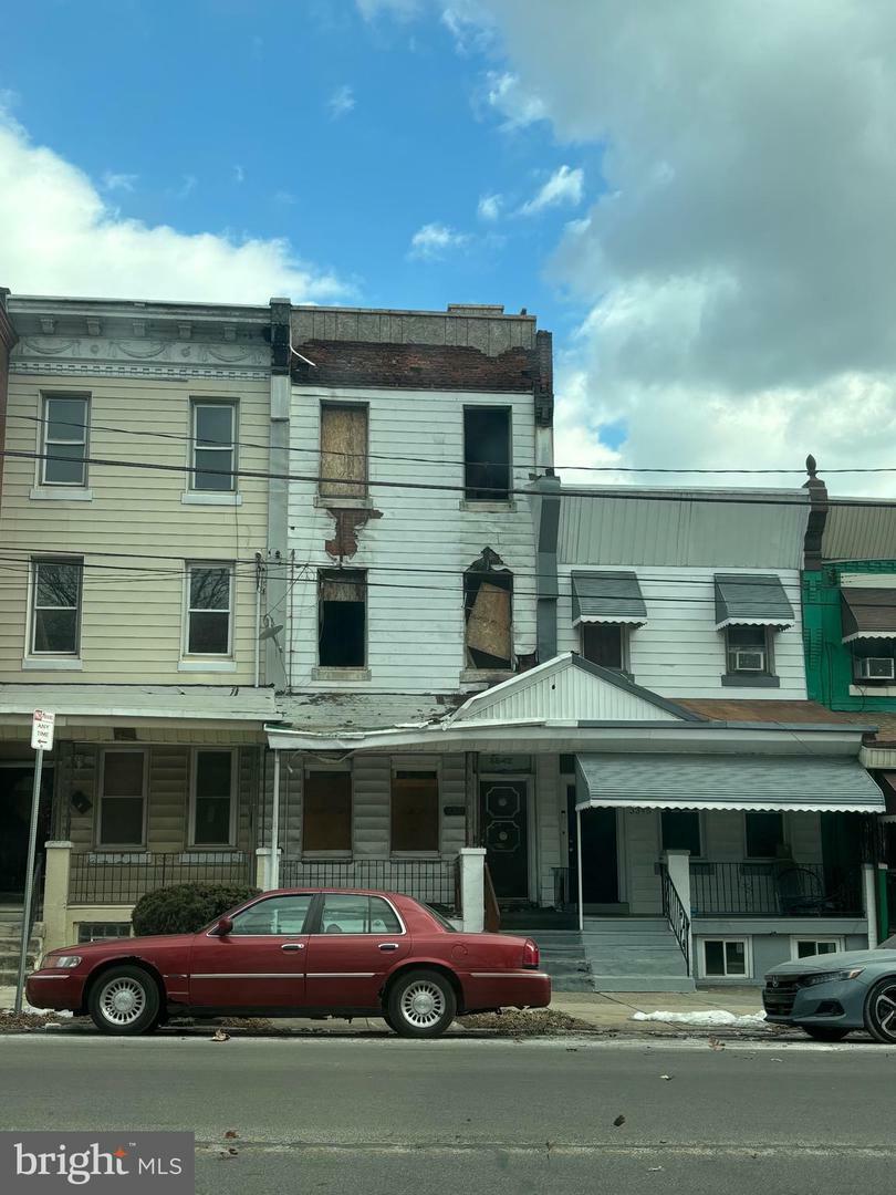 3347 Ridge Avenue  Philadelphia PA 19132 photo