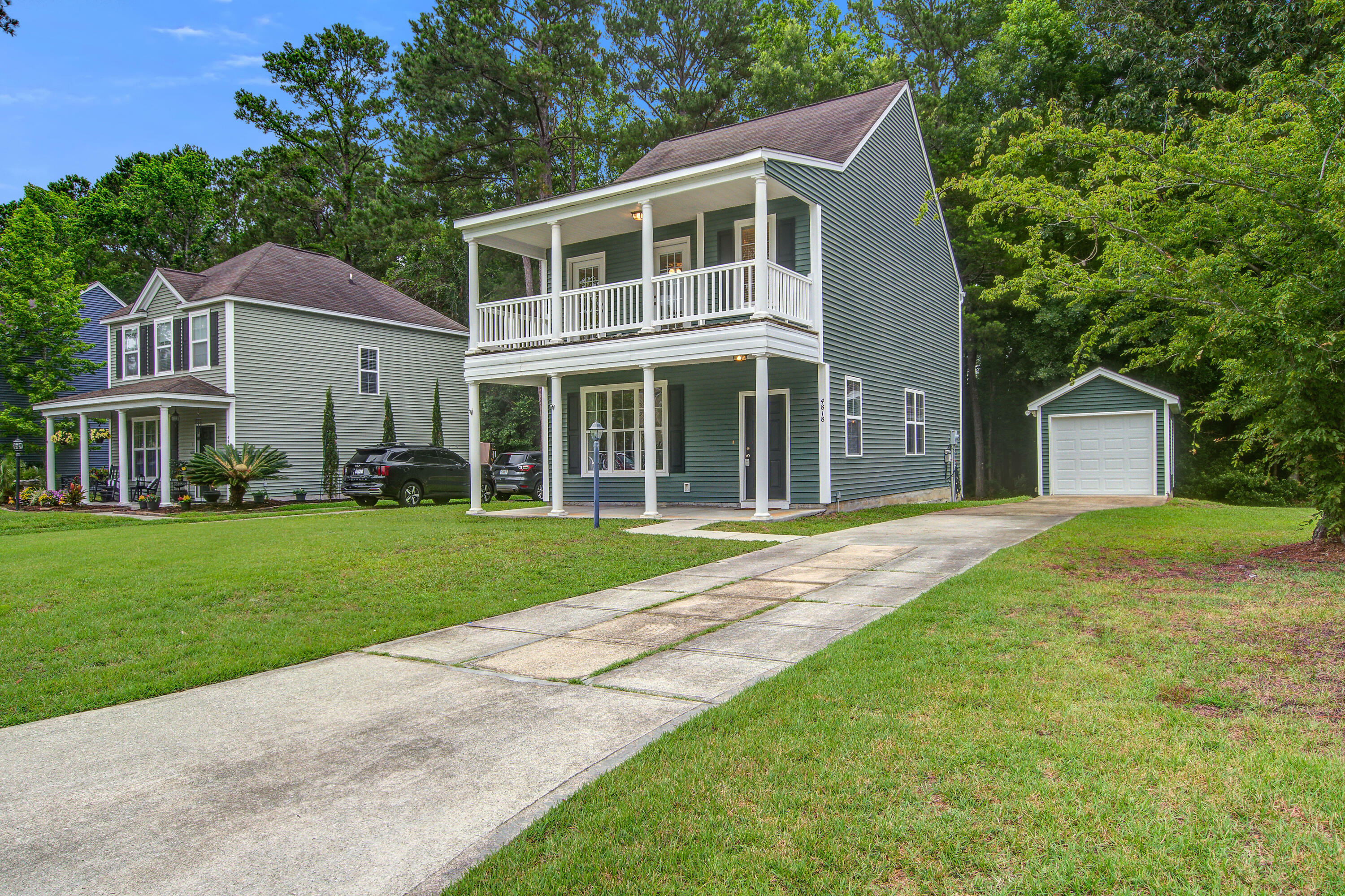Property Photo: 4818 Buttercup Way SC 29485