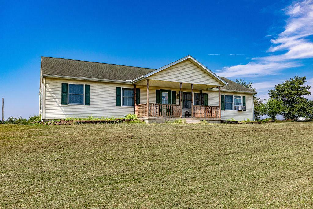 Property Photo:  6423 Howe Road  OH 45042 
