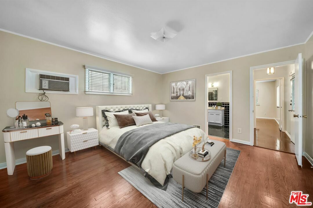 Property Photo: 359 S Highland Ave CA 90036