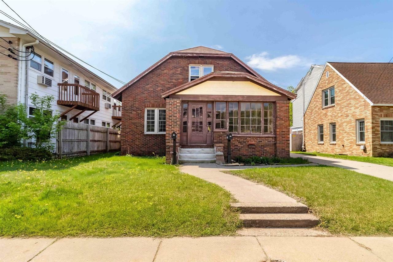 Property Photo: 1225 Franklin Street 1225-A Franklin Stre WI 54481