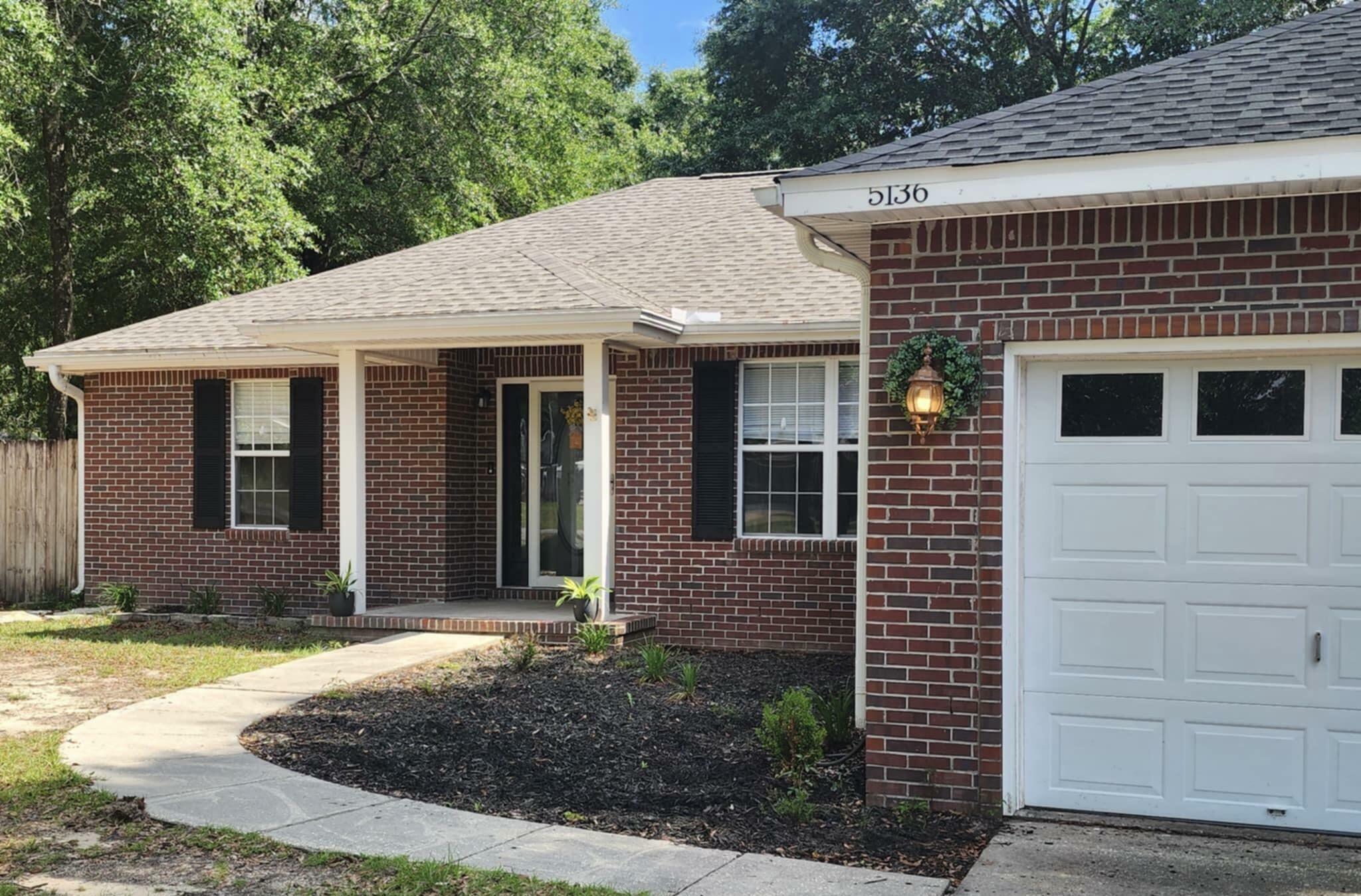 Property Photo: 5136 Blue Springs Cove FL 32531