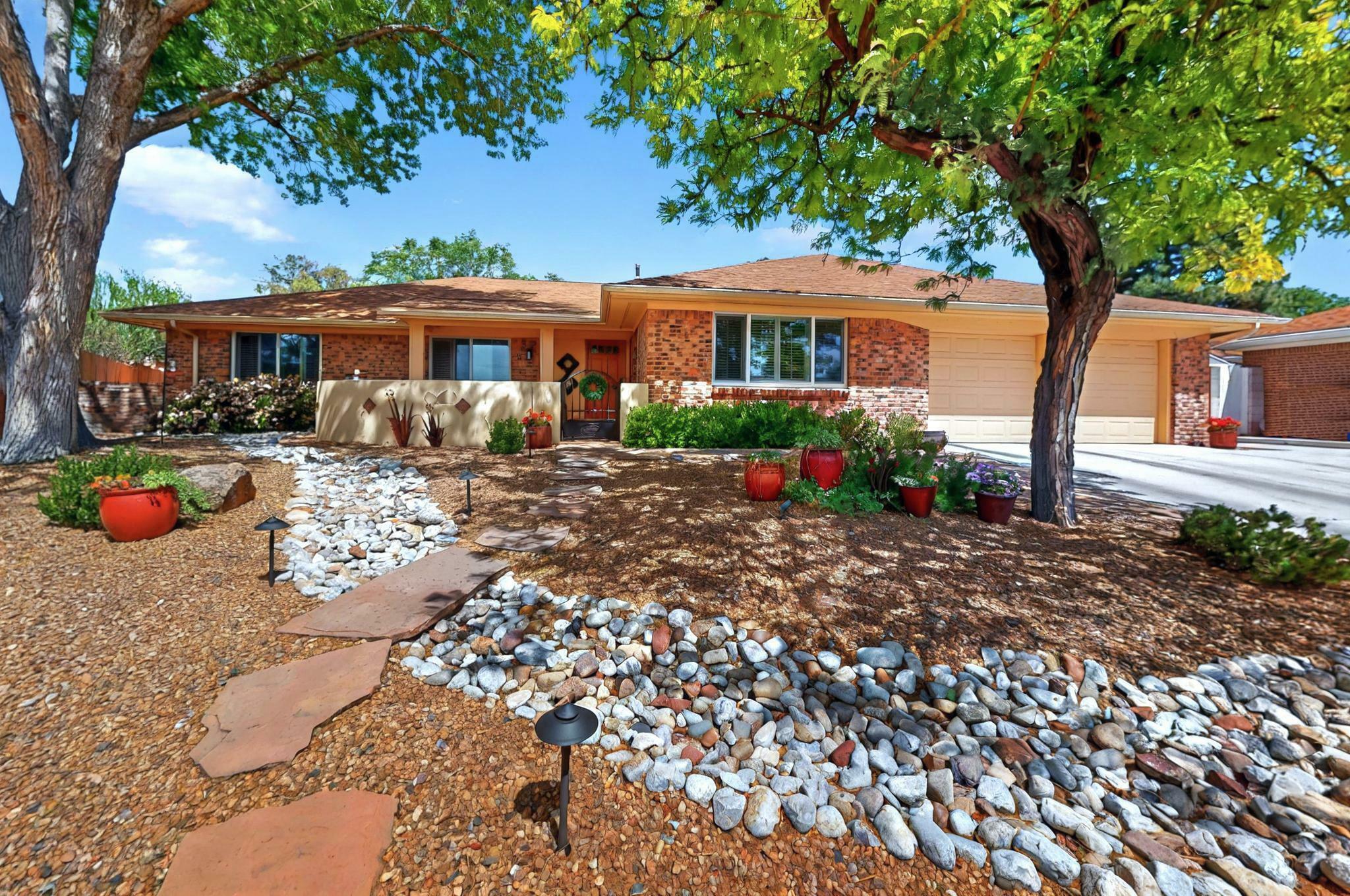Property Photo: 7625 Arroyo Del Oso Avenue NE NM 87109