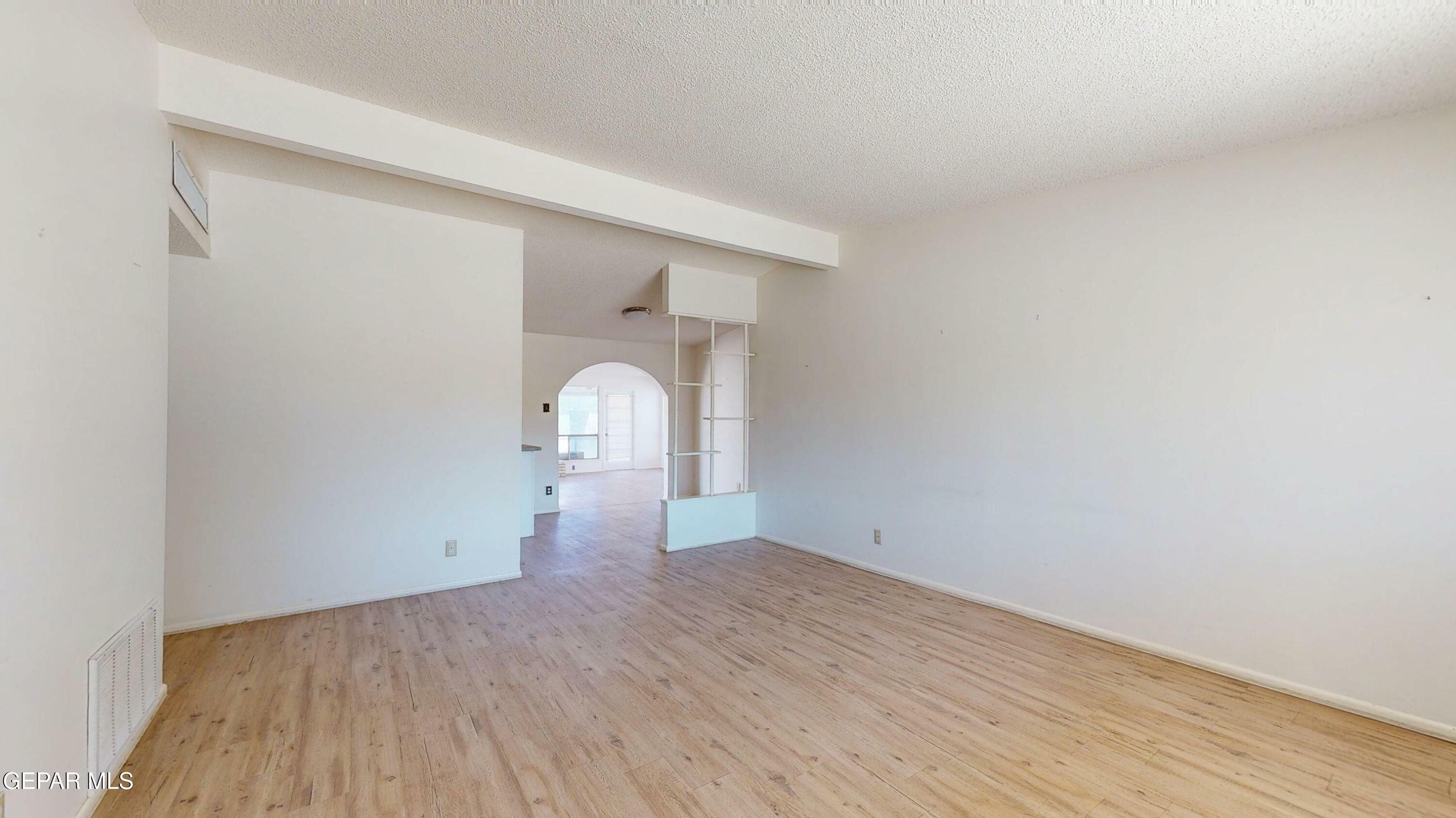 Property Photo: 4553 Skylark Way TX 79922