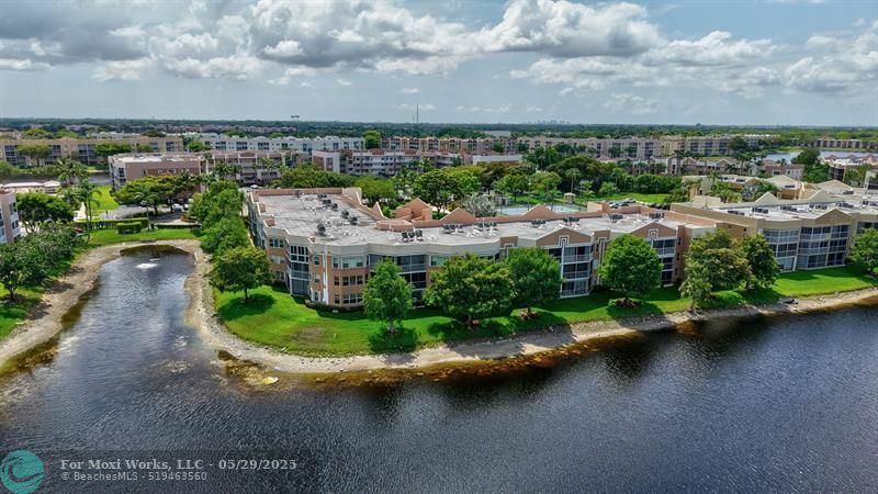 Property Photo: 7413 Granville Dr 107 FL 33321