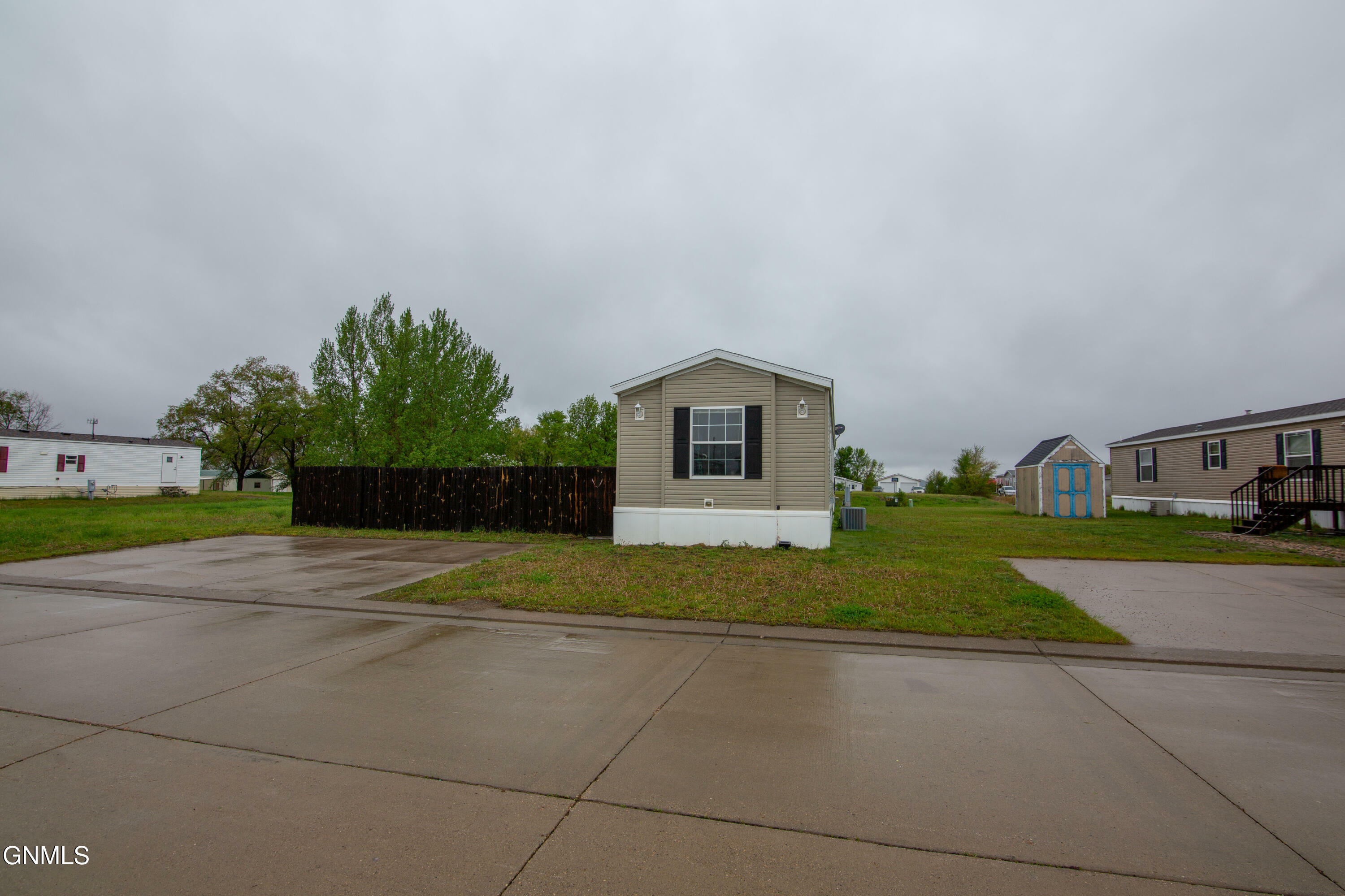 Property Photo: 281 Partridge Lane ND 58504