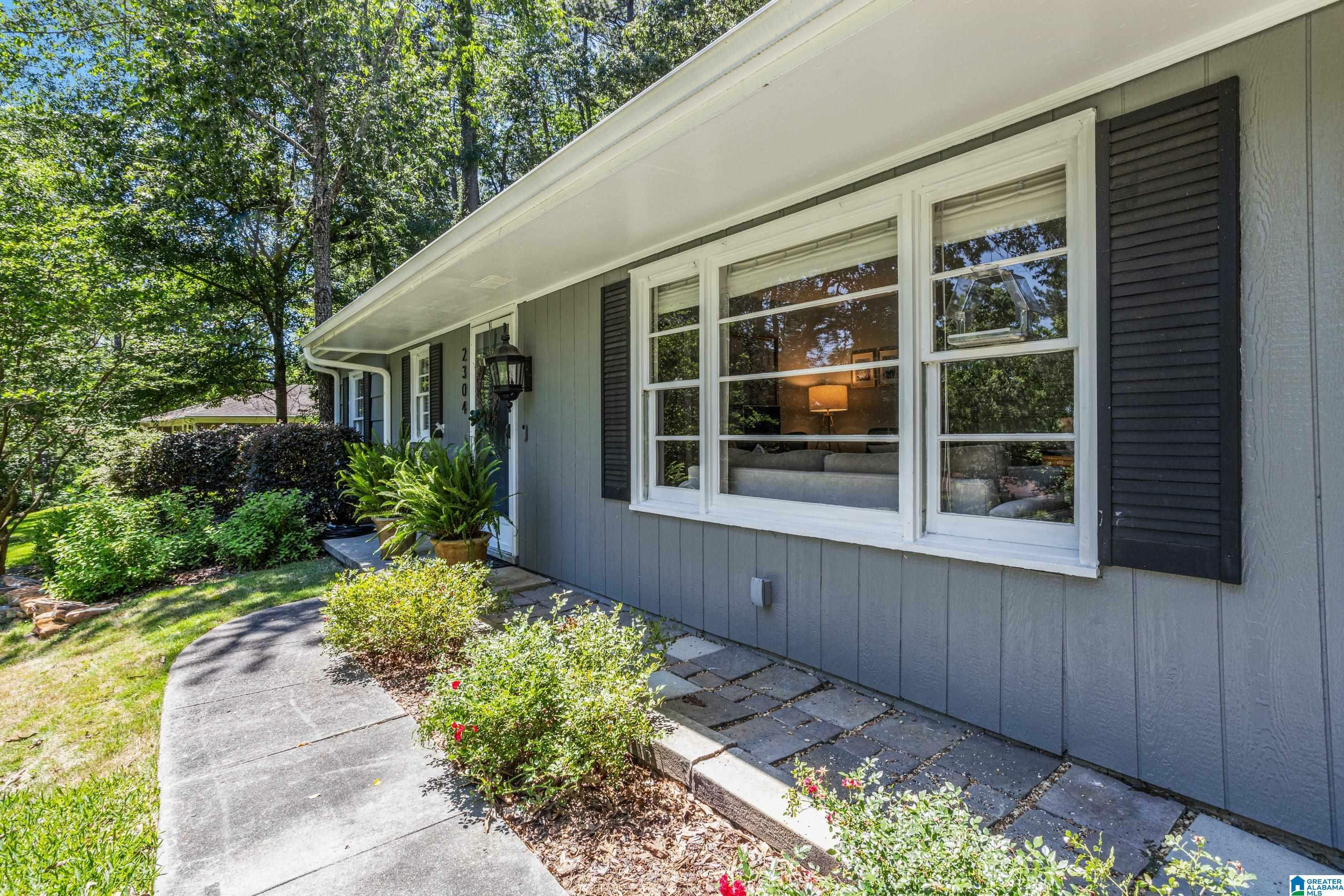 Property Photo: 2304 Teton Road AL 35216