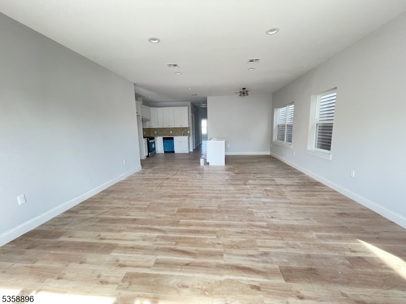 Property Photo: 486 S 19th St 2 NJ 07103