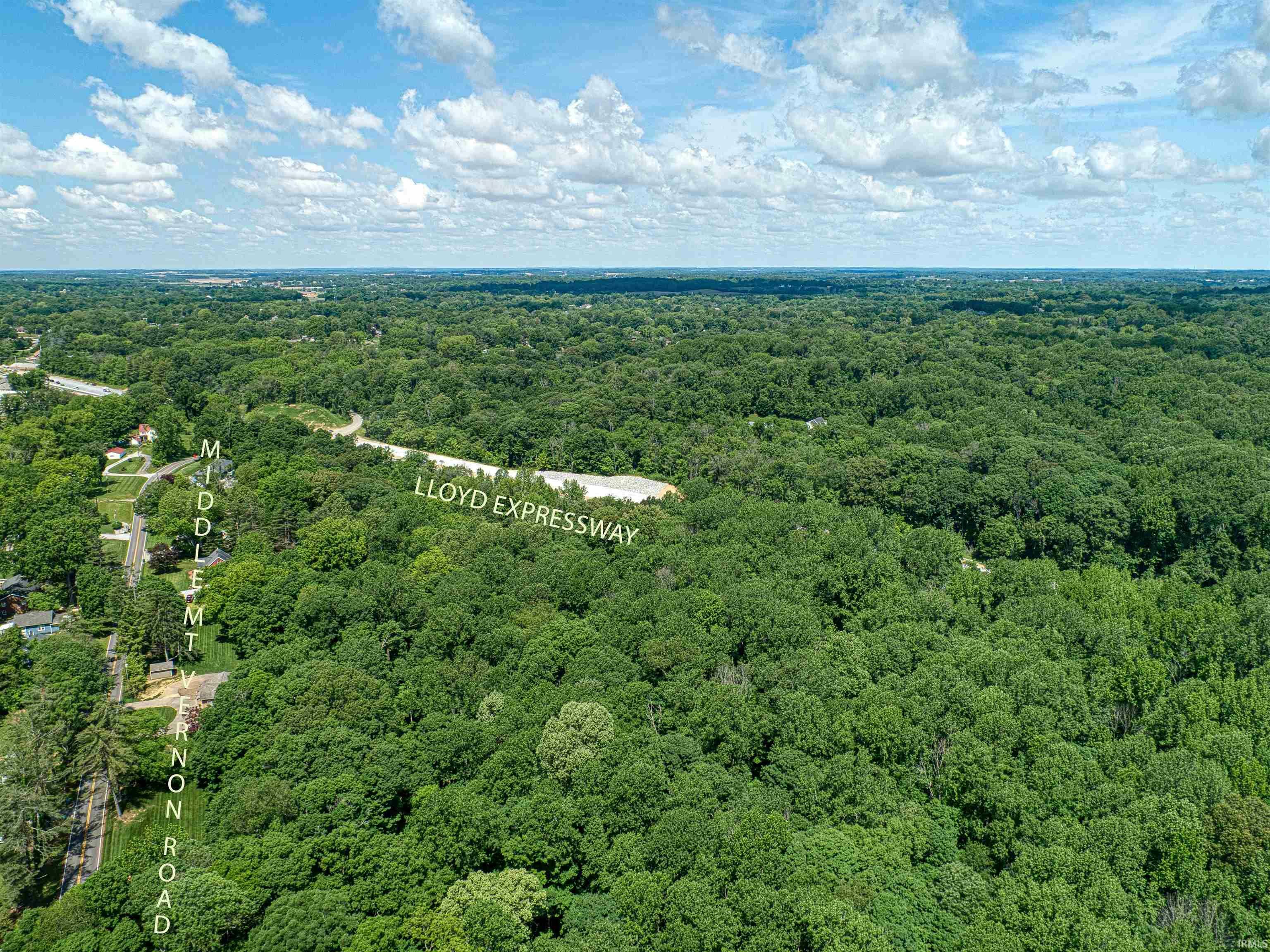 Property Photo: 6401 Middle Mount Vernon Road IN 47712
